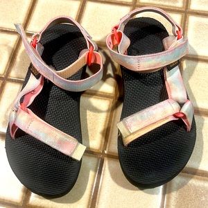 Teva girls sandal